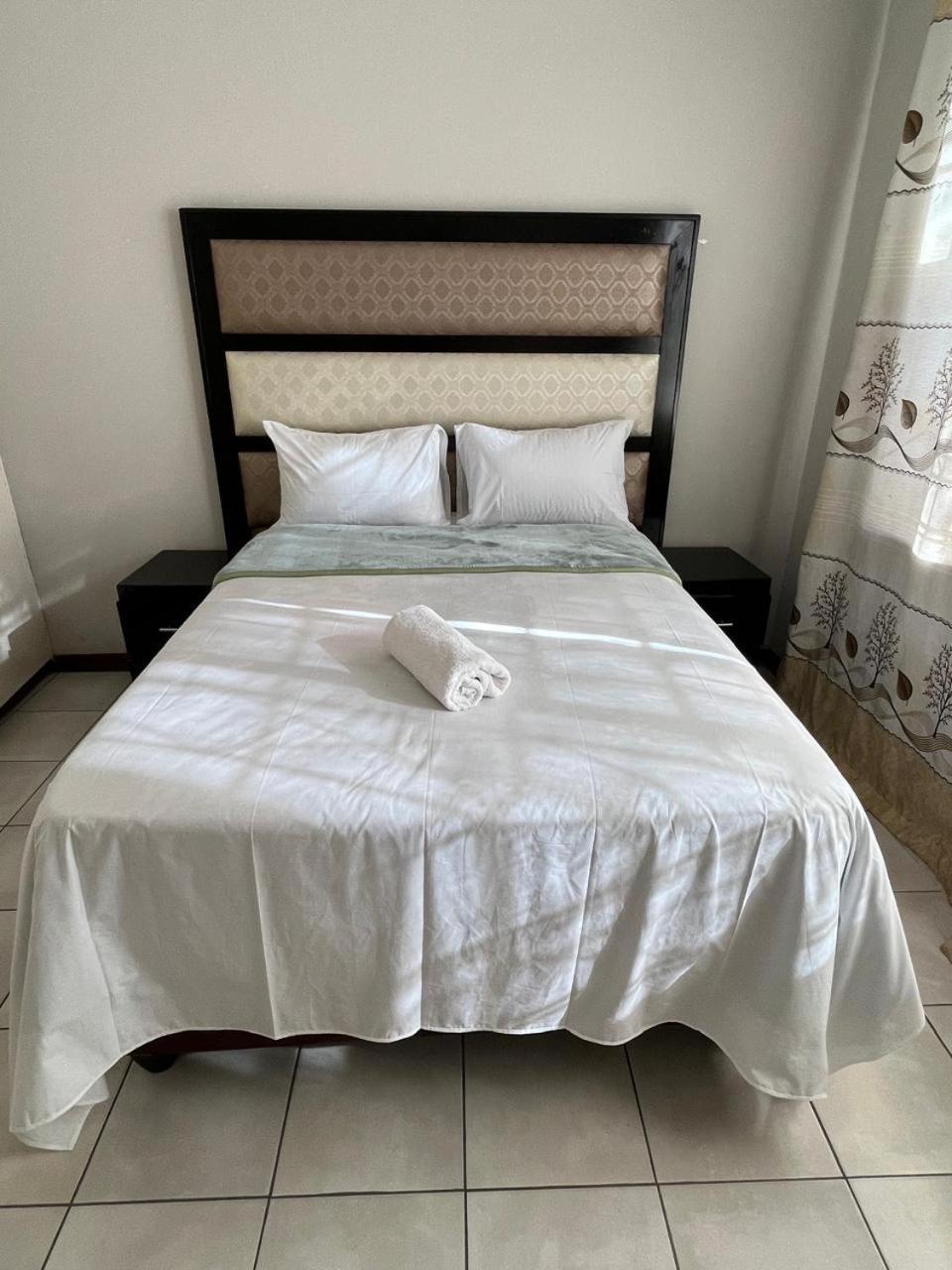 Hampton Guesthouse Johannesburg Ngoại thất bức ảnh